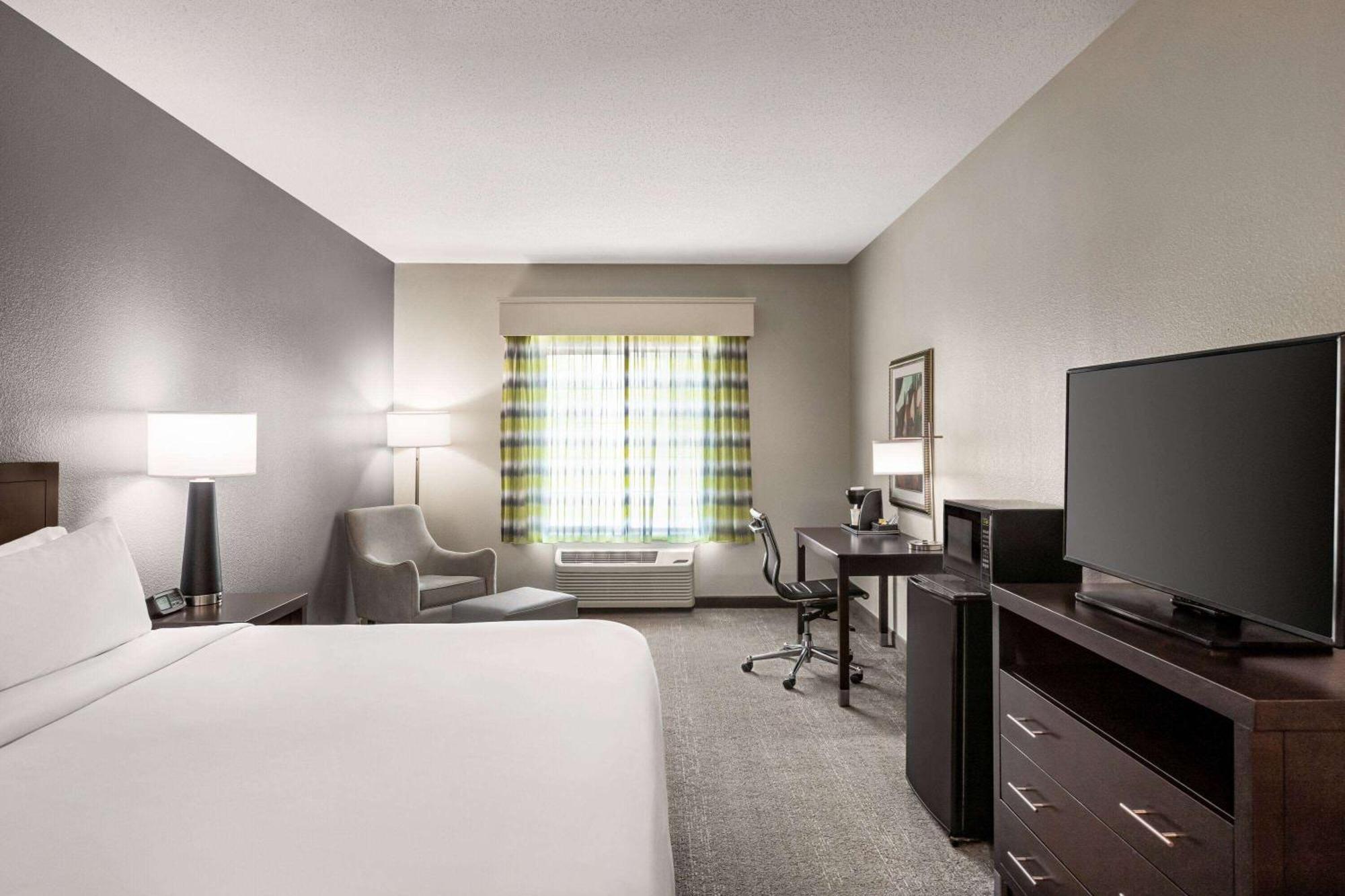 Wingate By Wyndham Savannah I-95 North Port Wentworth Bagian luar foto