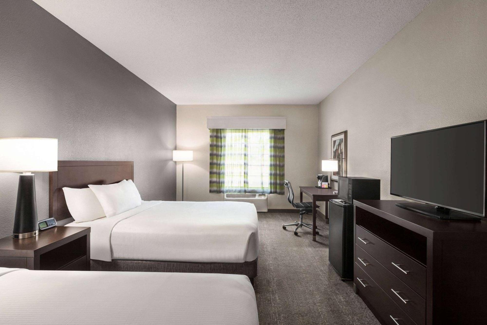 Wingate By Wyndham Savannah I-95 North Port Wentworth Bagian luar foto